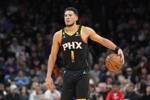 强力！布克在系列赛终结战拿下至少45分10助攻 NBA历史首人