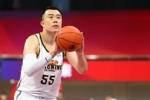 媒体人：大韩二哥拼了 无奈岁月不饶人 系列赛还能回到辽宁决战吗