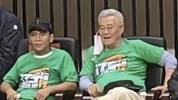 赵本山、宋小宝观看总决赛G4 身穿主场助威服为辽篮加油