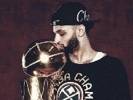你当之无愧！穆雷晒亲吻奥布莱恩杯照片：总冠军啦🏆💍