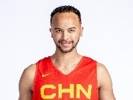 媒体人：想变强不是归化一个李凯尔或派几个人出去打球就行