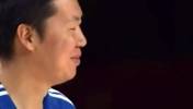 大郅退役时：应该把阿联也喊上来 接下来就靠兄弟你的了