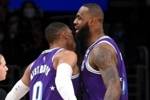 NBA现役篮板总数榜：仅两人过万 一人力压中锋群领跑 威少进前10
