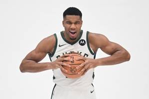 3年1.86亿美元!Woj:字母哥与雄鹿达成顶薪提前续约合同