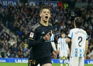 蒙特拉:居勒尔似乎更接近右翼而不是10号位,我想让他首发