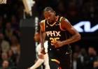 KD：我刚开始打职业生涯的时候 现在的很多球员还都是孩子