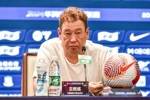 斯卢茨基：我们知道面对泰山很困难，瓦科克雷桑是中超最强的队员